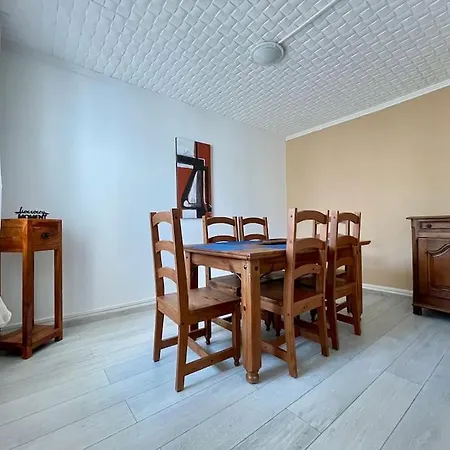 Holiday home Maison Les Bruyeres - 3 - Jardin Et Parking A *