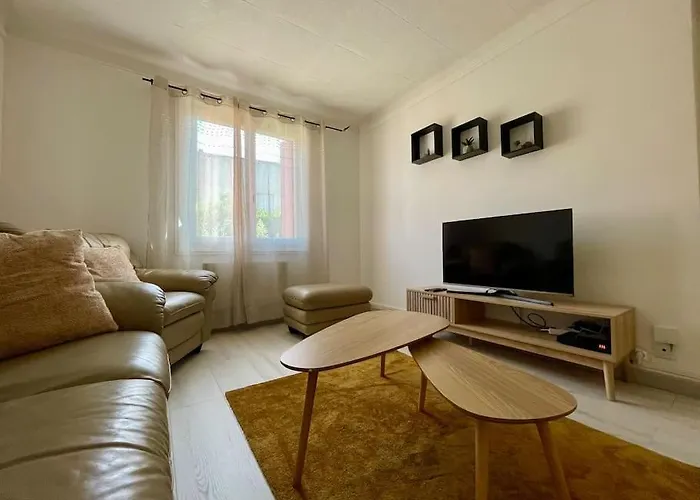 Dom wakacyjny Maison Les Bruyeres - 3 - Jardin Et Parking A