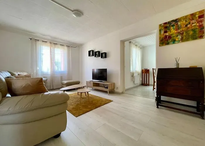 Dom wakacyjny Maison Les Bruyeres - 3 - Jardin Et Parking A *